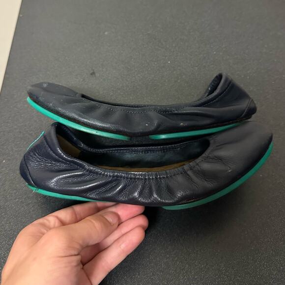 Tieks California Navy Italian Leather Ballet Flat Shoes Travel Size 7 - Picture 4 of 15
